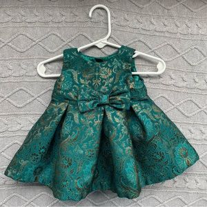 My daughter wore it once. Outgrew it!